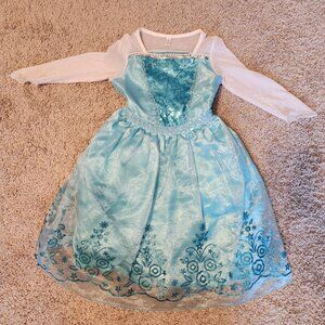 ReliBeauty Girls Dress - Elsa Frozen lookalike - Girls Size 4-5 - Includes cape